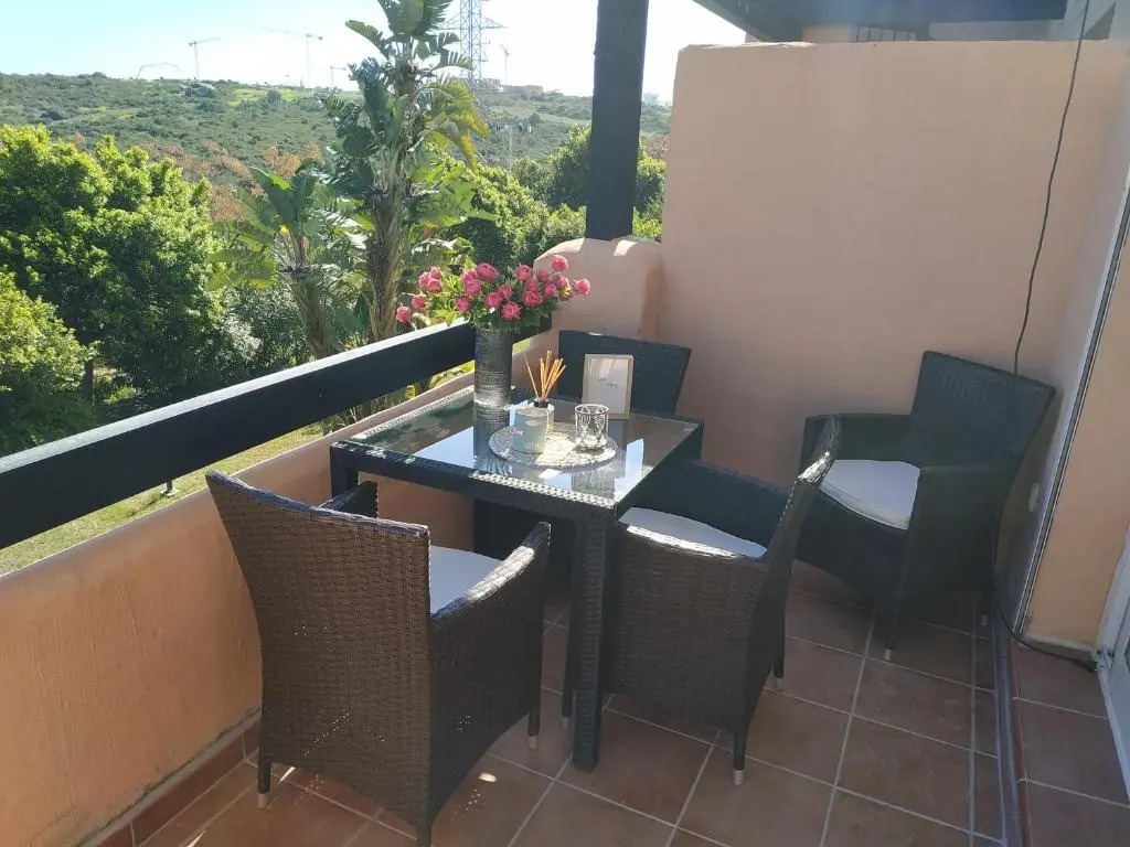 Casares beautiful 2 bedrooms apartment with rooftop terrace ideal for families and golfers CDS2791
