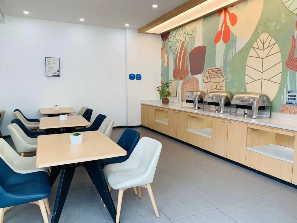 Hanting Hotel Shanghai Baogang Yueluo Freeway
