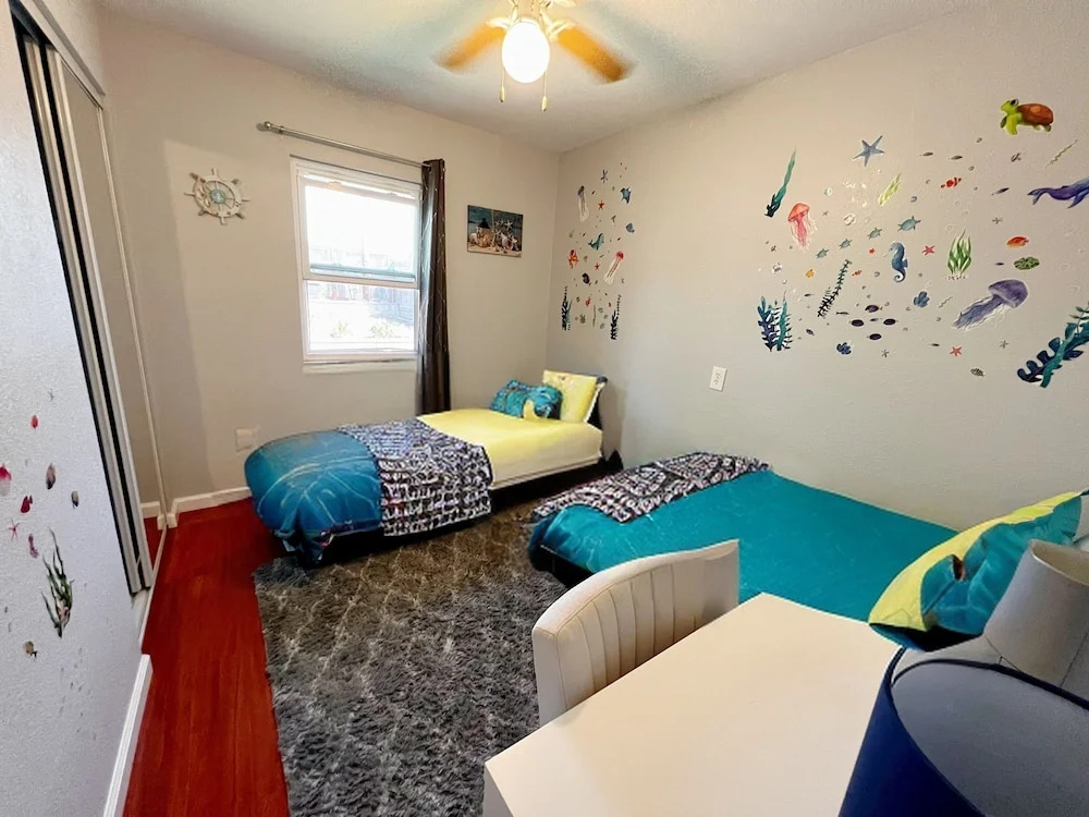 4BR House Hot Tub BBQ near SeaWorld