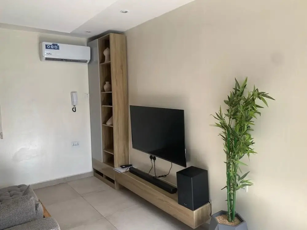 1 bedroom penthouse on the beach ikate