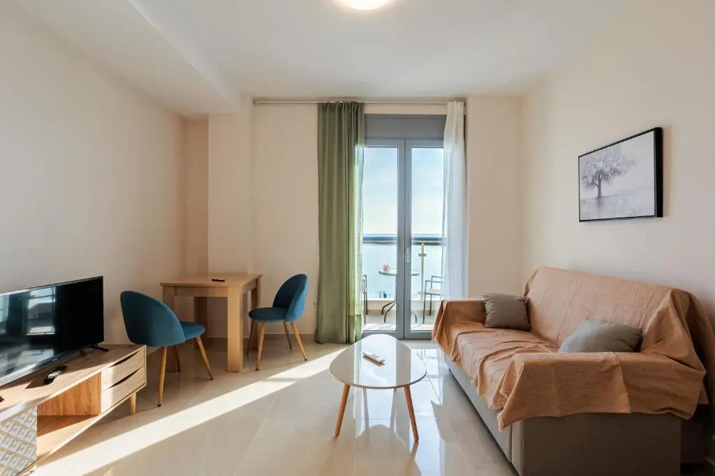 Georgia seaview apartment B3
