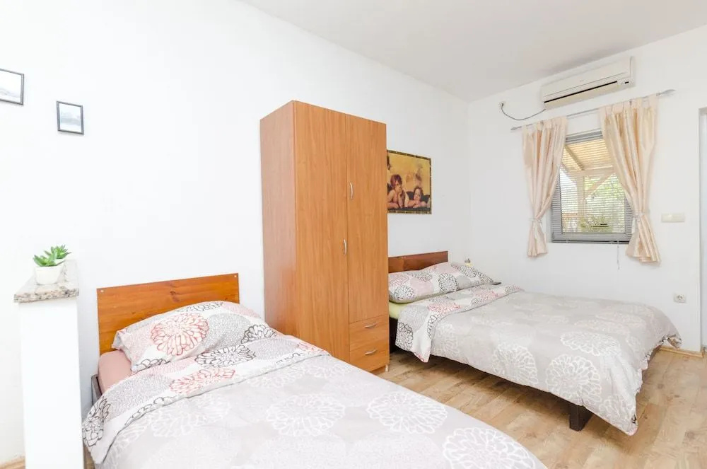 Apartments Ivana