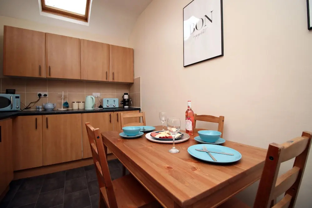 Karah Suites - Church Road II