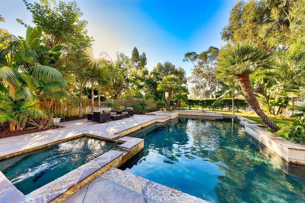 5BDRM Villa Via Mil Cumbres