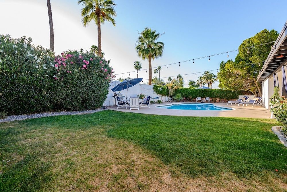 Casa Sunset 4 Bedroom Home by RedAwning