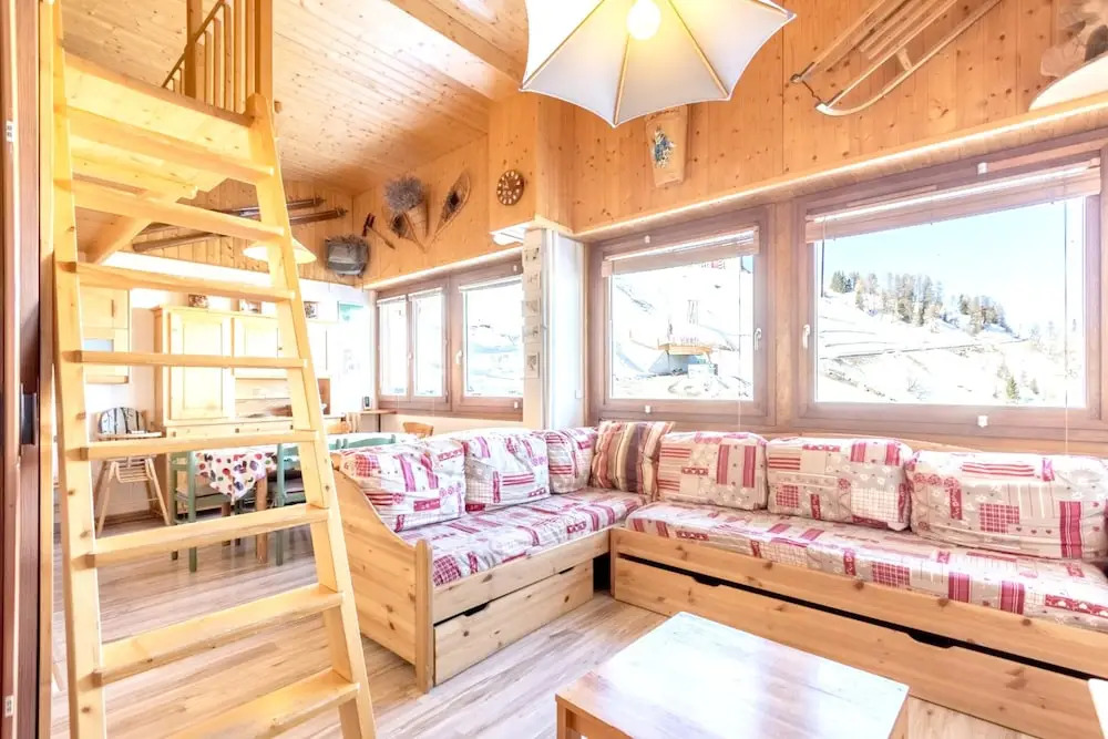 Apartment With 2 Bedrooms in La Plagne-tarentaise, With Wonderful Mountain View