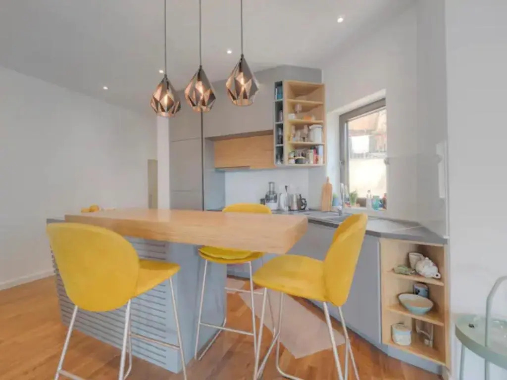 Regina's Residence-One Bedroom Apartment