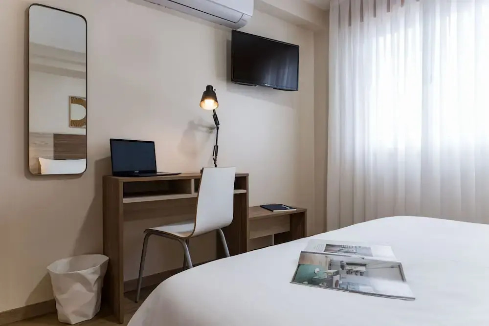 Vigo Bay Apartments by Olala Homes