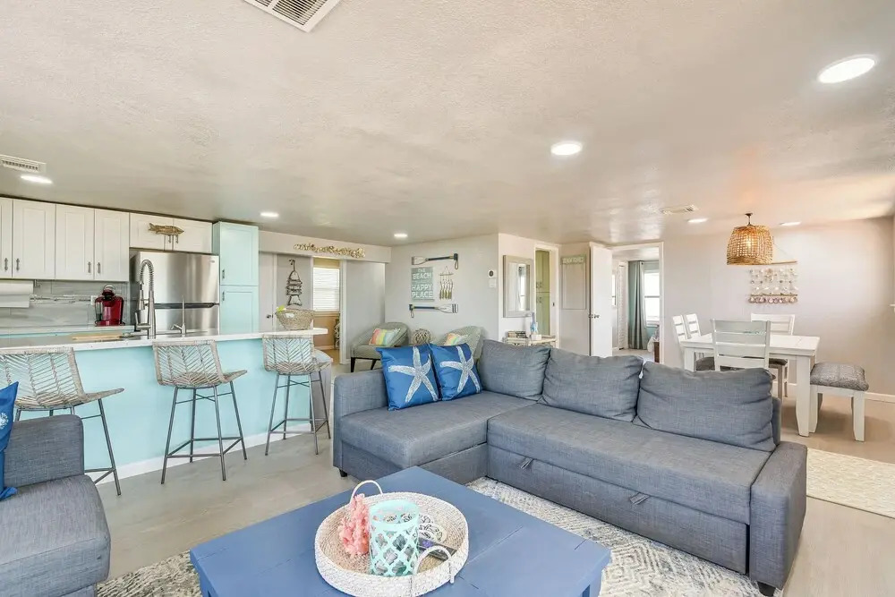 Oceanfront Deck: Surfside Beach Vacation Rental!
