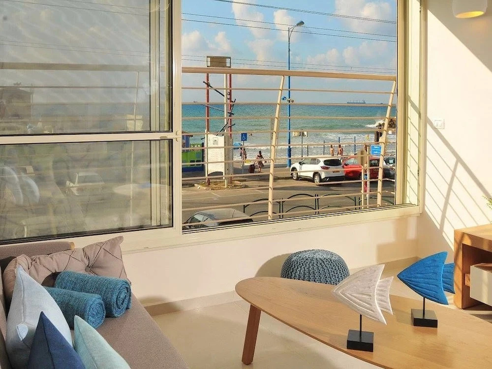 Housea - Sea View apartment