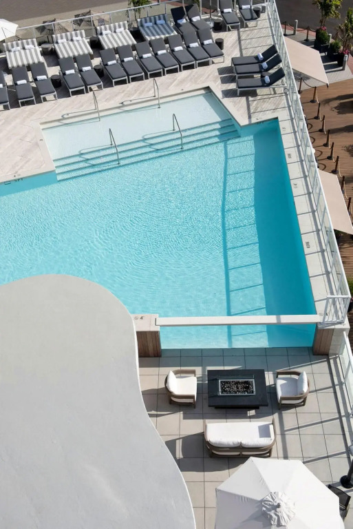 Wave Resort