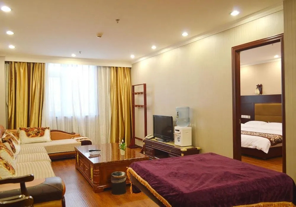 Taishun Business Hotel
