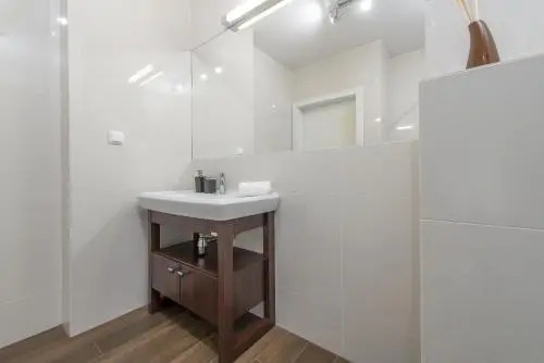 P&O MDM Apartments