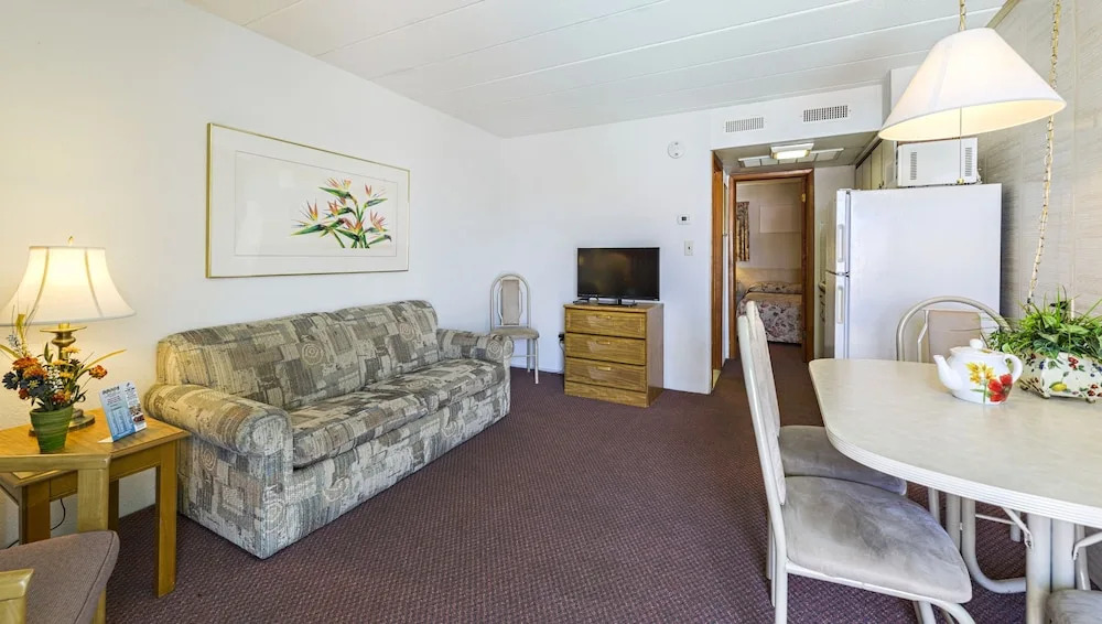 Panoramic Motel & Apartments