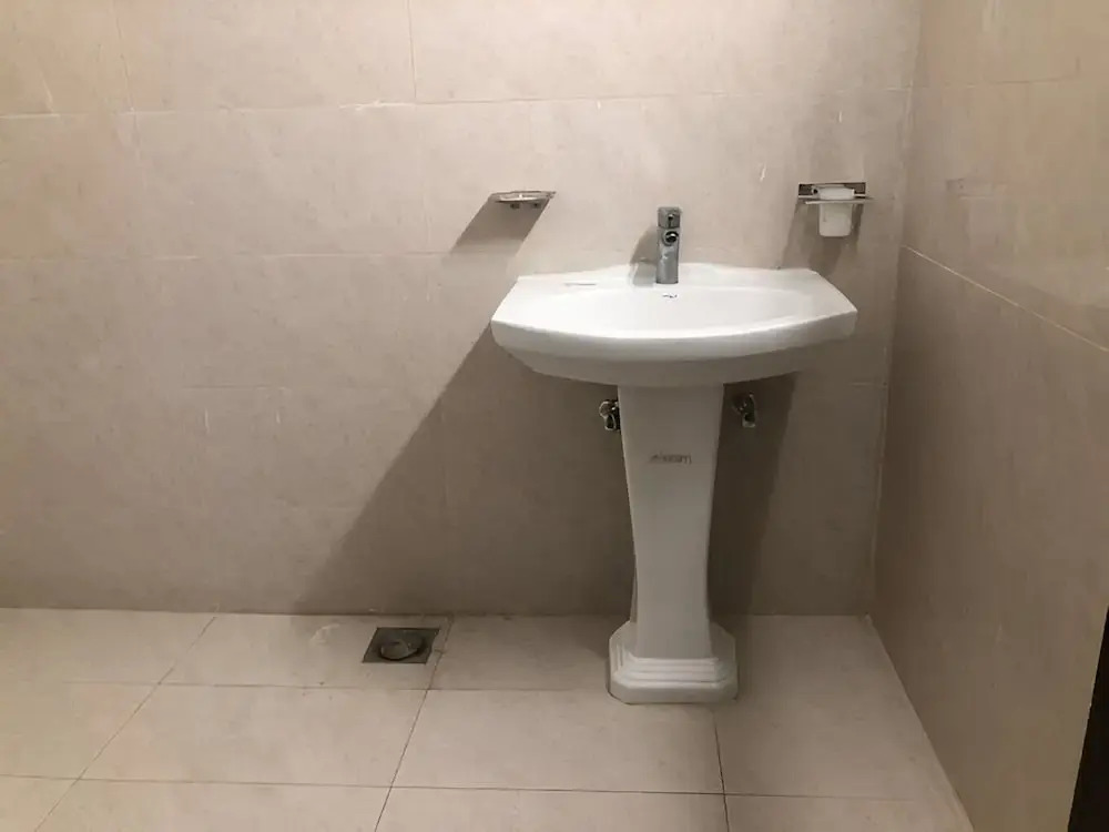 Defence-Mark-Hotel