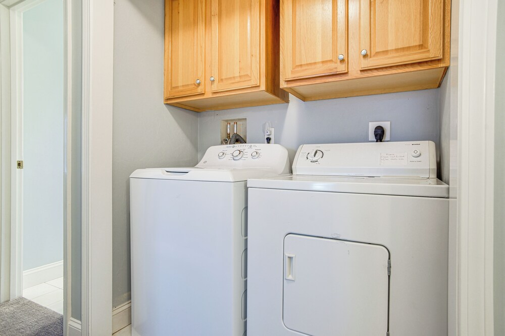 Fish, Golf & Relax Beachside: South Yarmouth Gem!