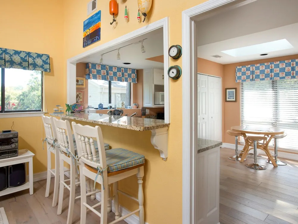 New Listing! Lake Forest Villa W/ Pool, Near Beach Villa