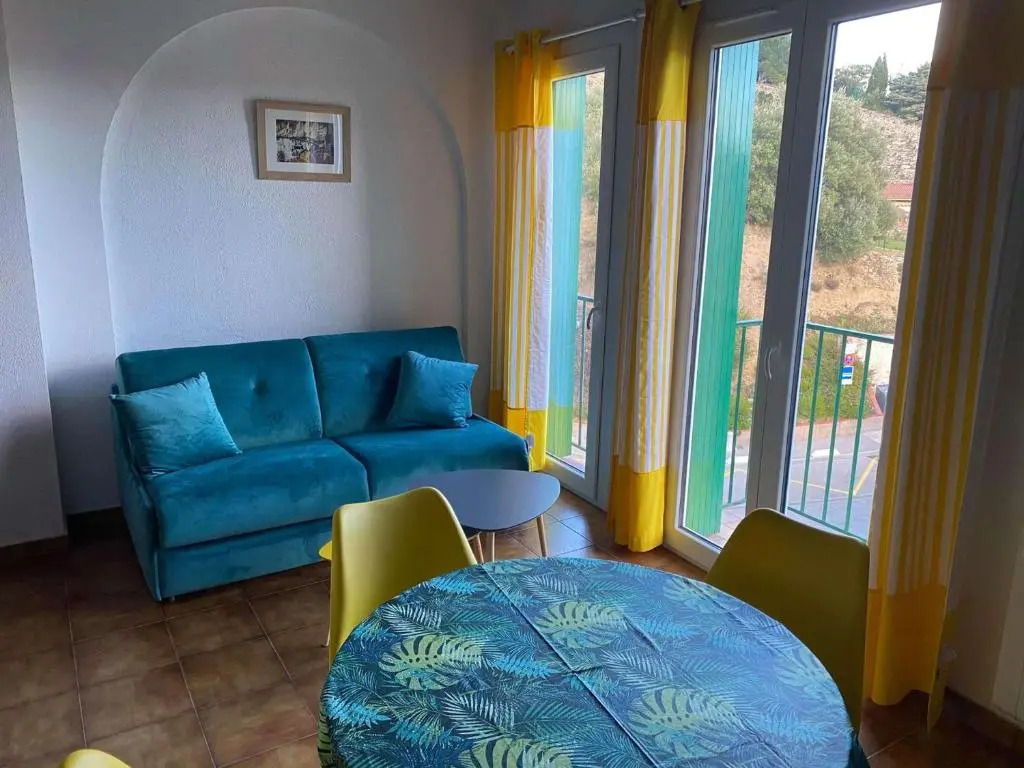 4MIR11JAUNE- T2 en DUPLEX idéalement situé pour 4 personnes