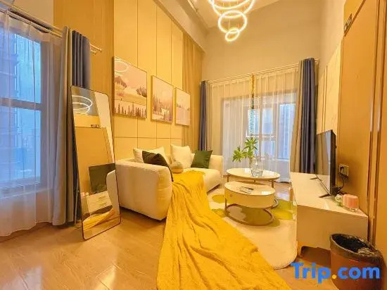 Multi-Bedroom Homestay (Luogang Park Lakeside Exhibition Center Metro Station Branch)