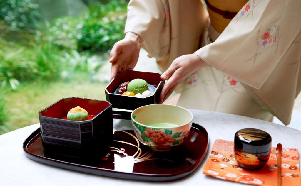 RIHGA Royal Hotel Osaka, Vignette Collection by IHG