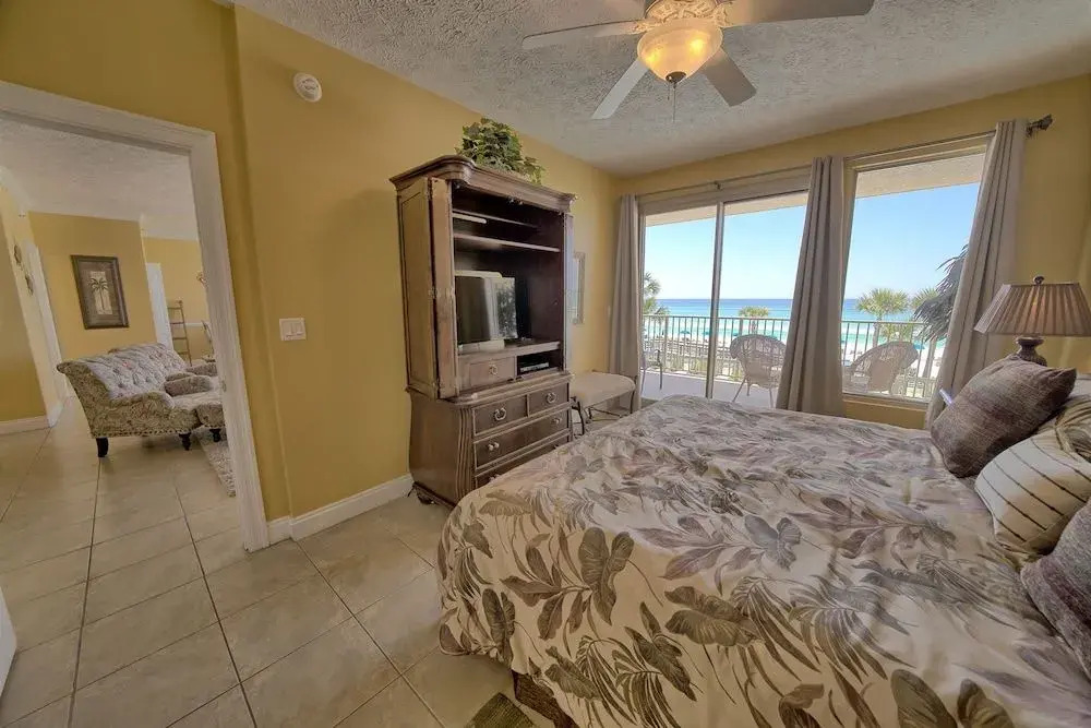 Gulf Crest Condominium #0205 - 2 Br Condo