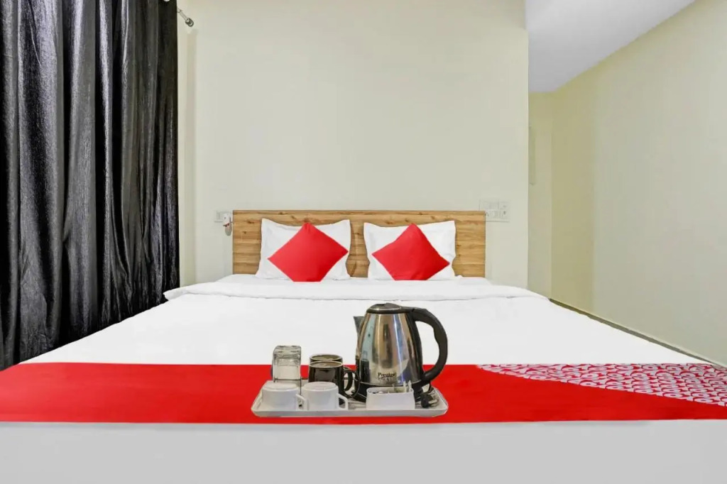 OYO Flagship 70132 Hotel Lemon Grass