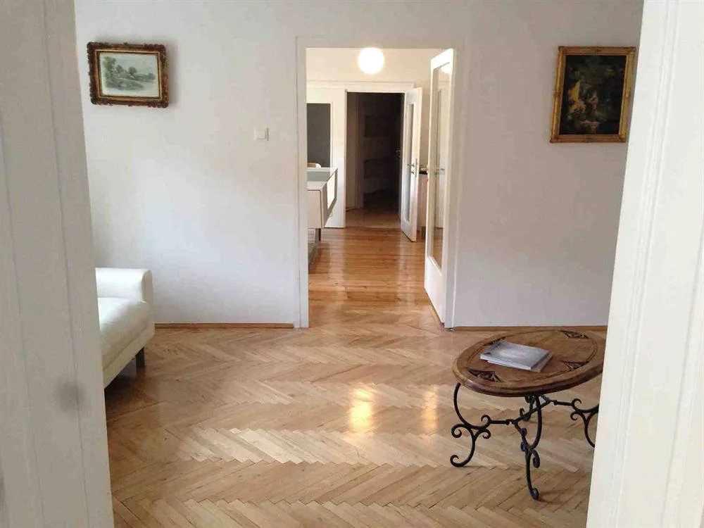 Hans-Sachs-Gasse 10