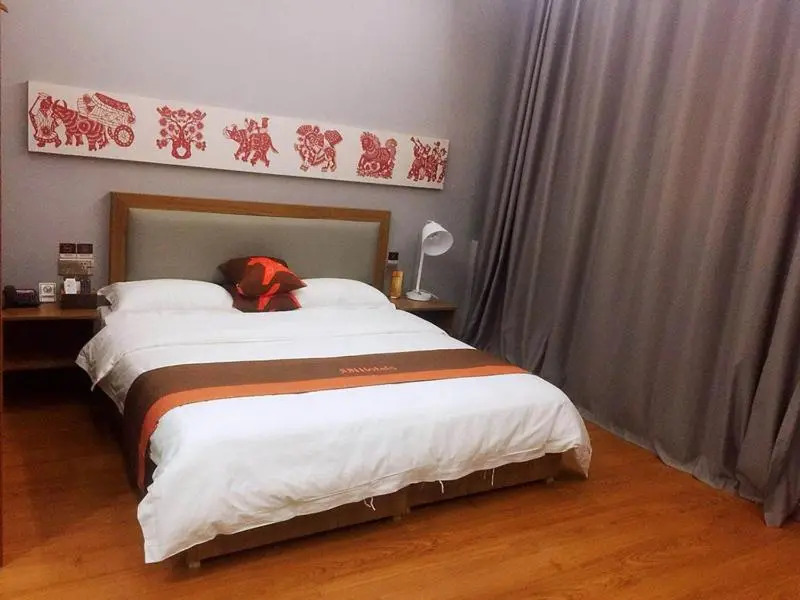 JUN Hotels Jiangsu Taizhou Taixing Zhongnan Central City