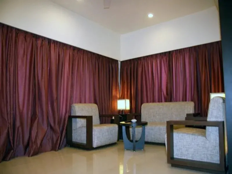 Hotel Orange Tree