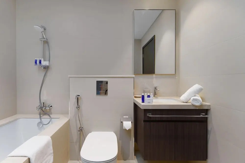 Maison Privee - Luxury Apt with Burj Khalifa Vw & Direct Mall Access