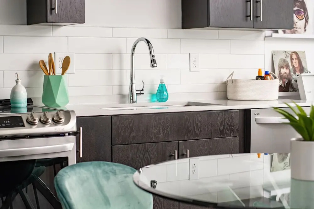 Lllume Music City Hideaway Pool & Gym 1 Bedroom Condo