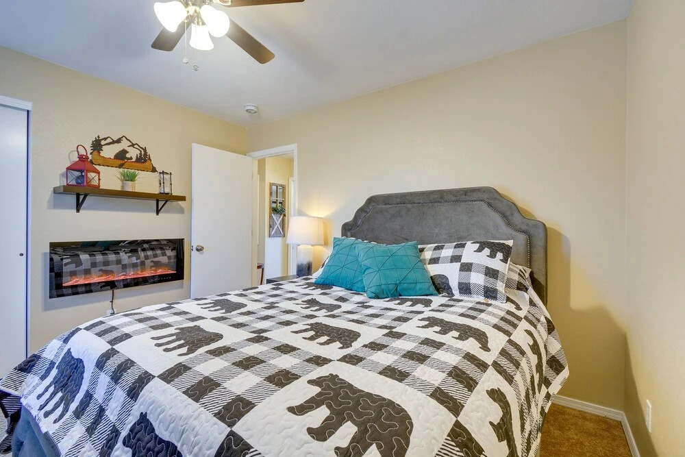 Game Room + Mtn-view Deck: Prescott Escape!