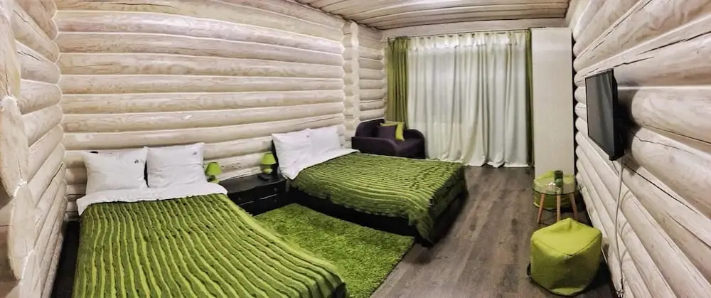 Whiteberry hotel