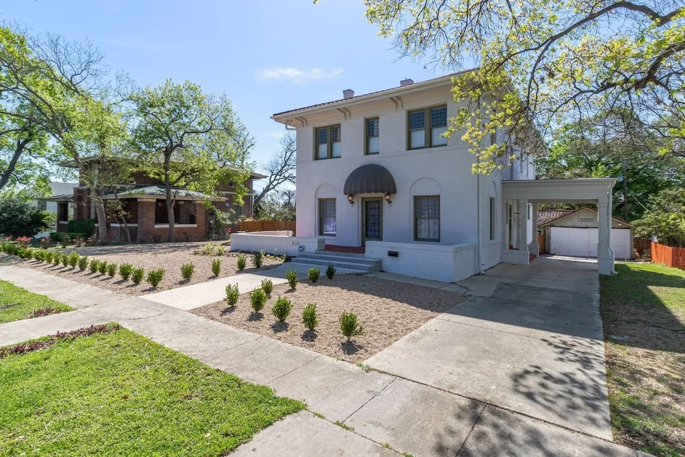 Newly Renovated Historic San Antonio Stunner 4 Bedroom Home