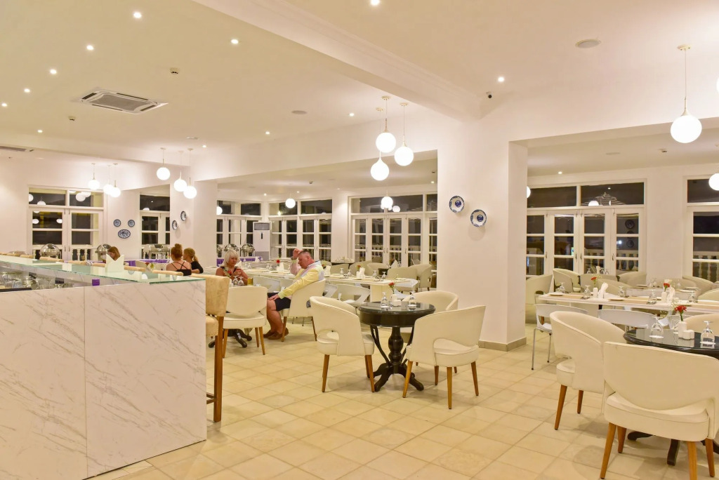 Silver Sands Serenity Resort, Candolim