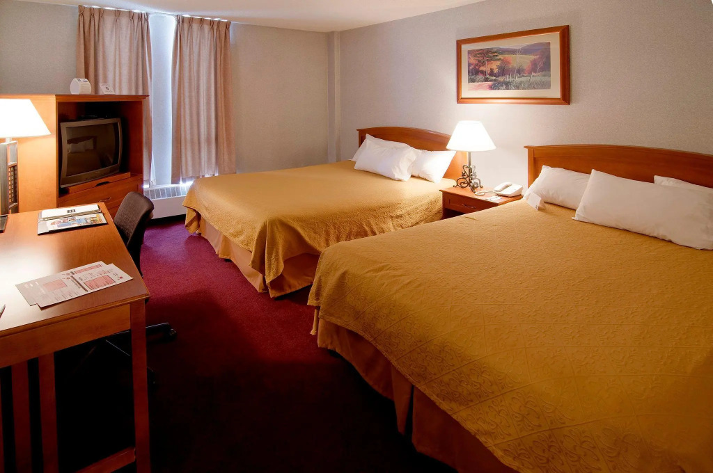 Quality Hotel Calgary Airport & Conference Centre