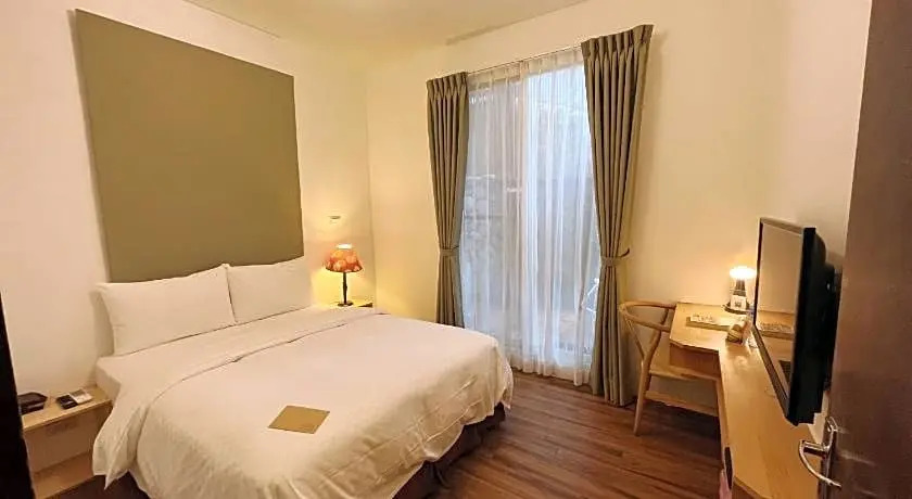 IsShoNi house