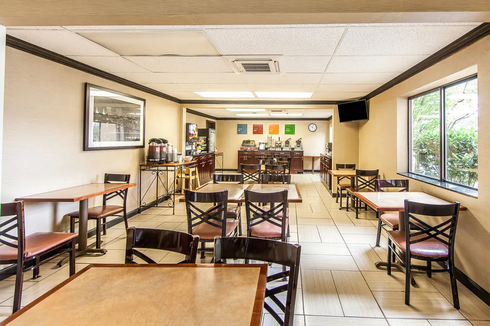Comfort Inn & Suites Cleveland