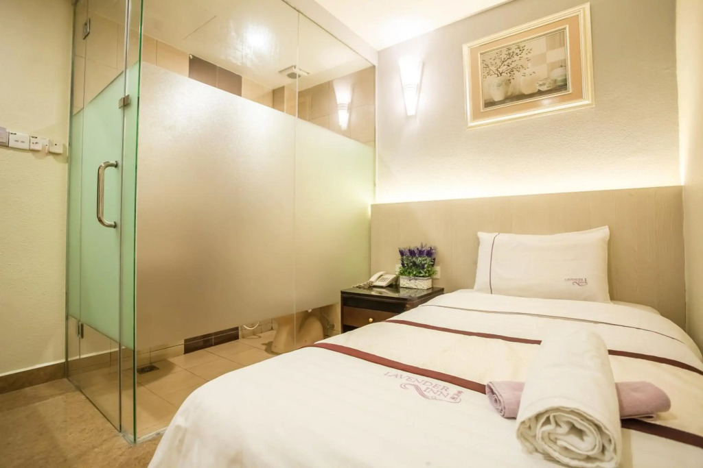 Lavender Inn Nusa Bestari
