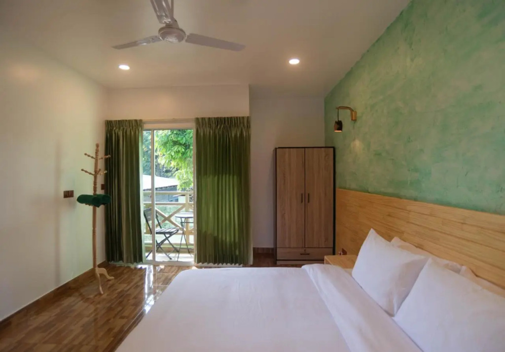 Turtle Maldives - Your Gateway to the Beach & Marine Adventures Await