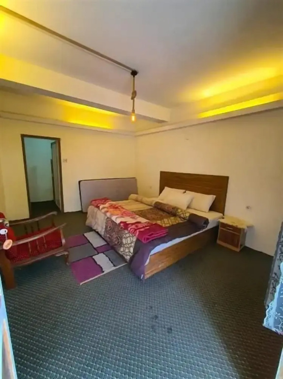 Mirza Hotel and Restaurant