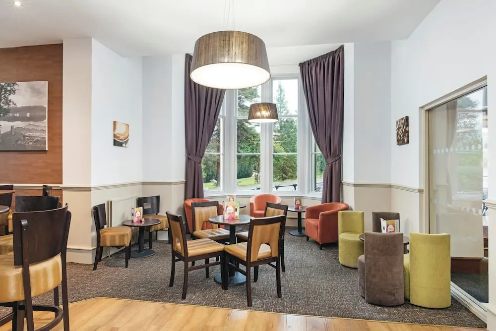 The Tarbet Hotel