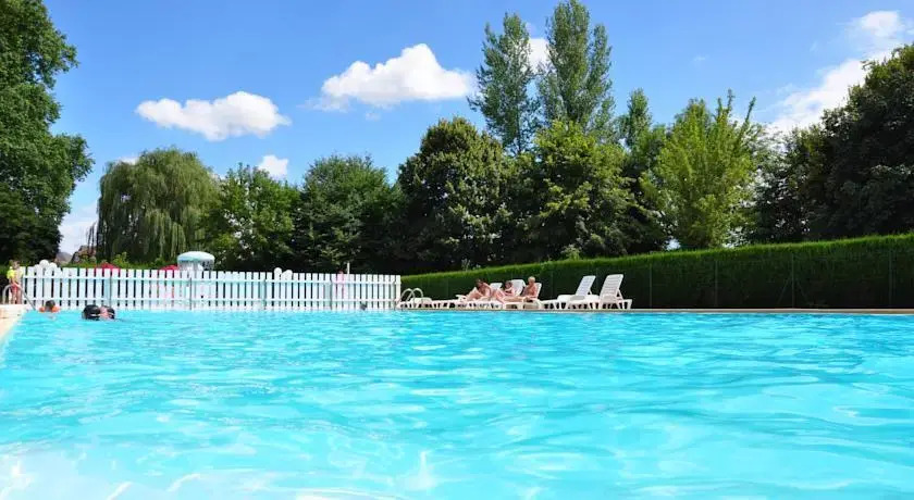 Camping de la Bourgnatelle