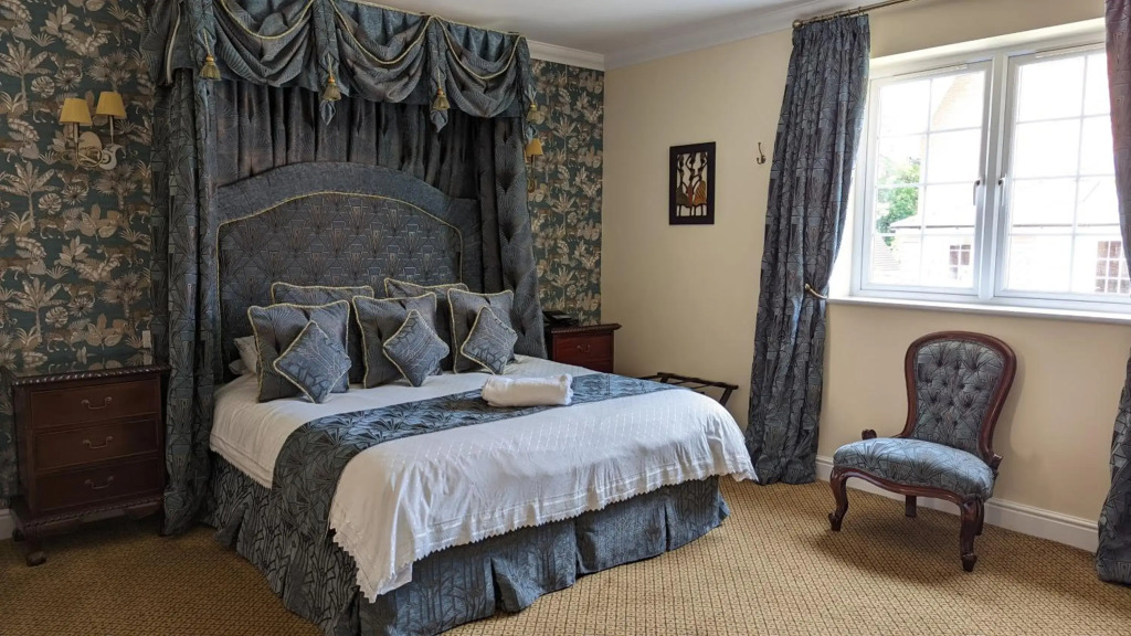 Hempstead House Hotel & Restaurant