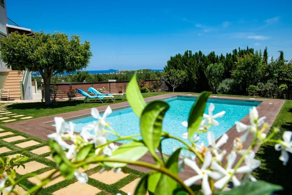 Villa Dimokratia