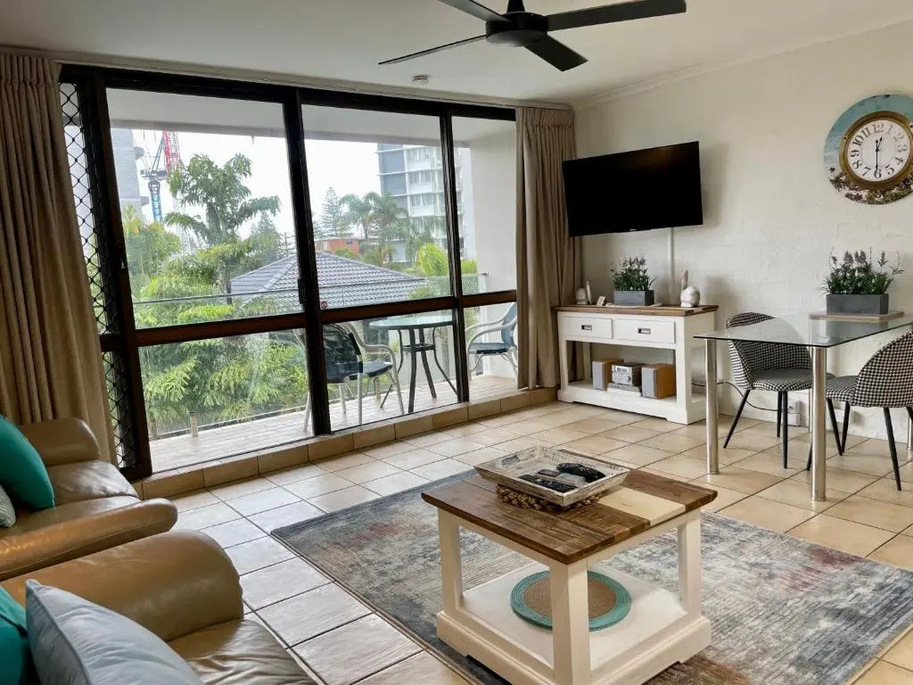 Burleigh Palms Holiday Apartments
