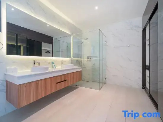 Nicky Villa Luxury Private Haven in BangTao Laguna