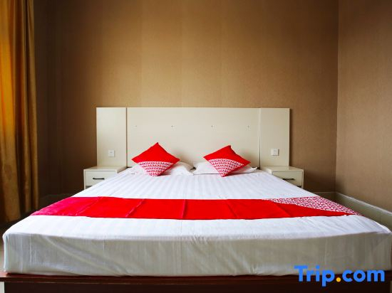 Yi yuan zibo jinniu business hotel