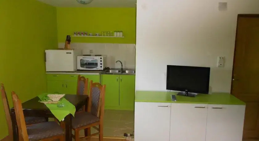 Studios Tri pahulje