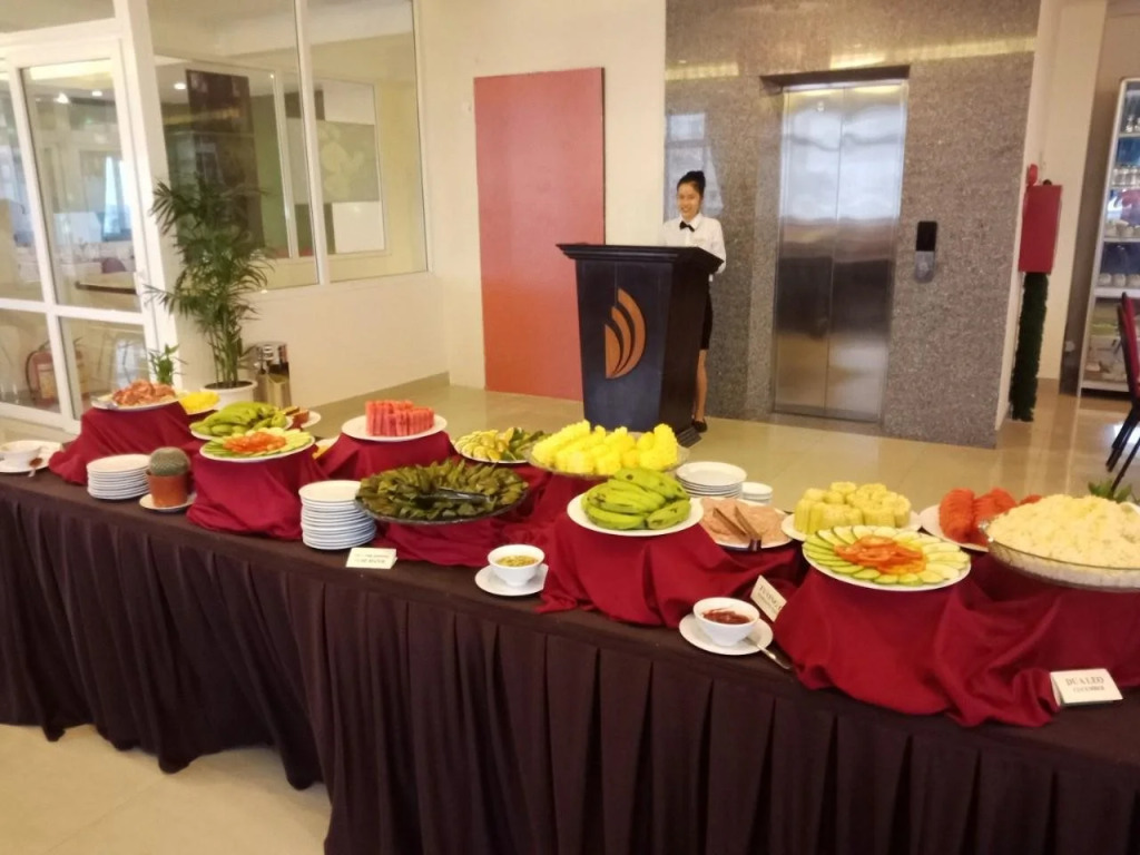 Golden Star Hotel